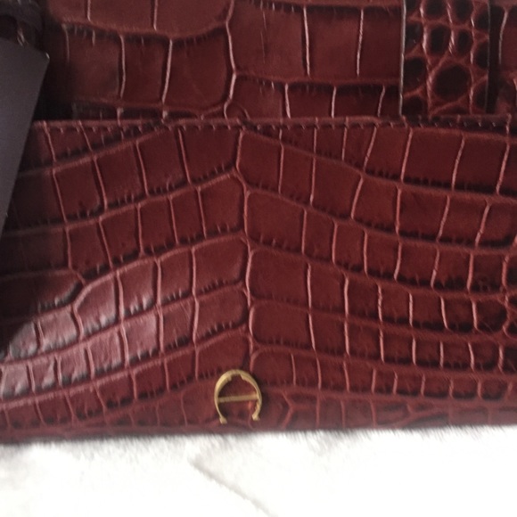 🌸2XHP🌸Etienne Aigner PLRG collection clutch - Picture 5 of 8